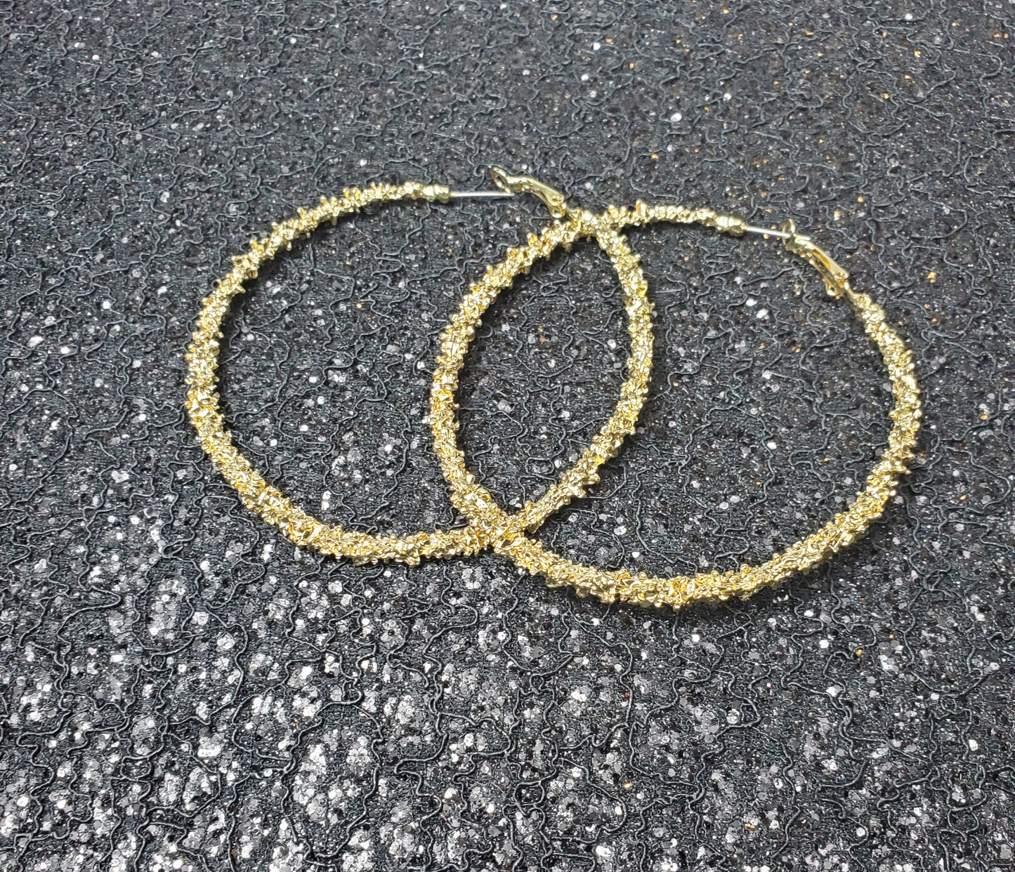 BOSSY Gold Flake Hoop Earrings