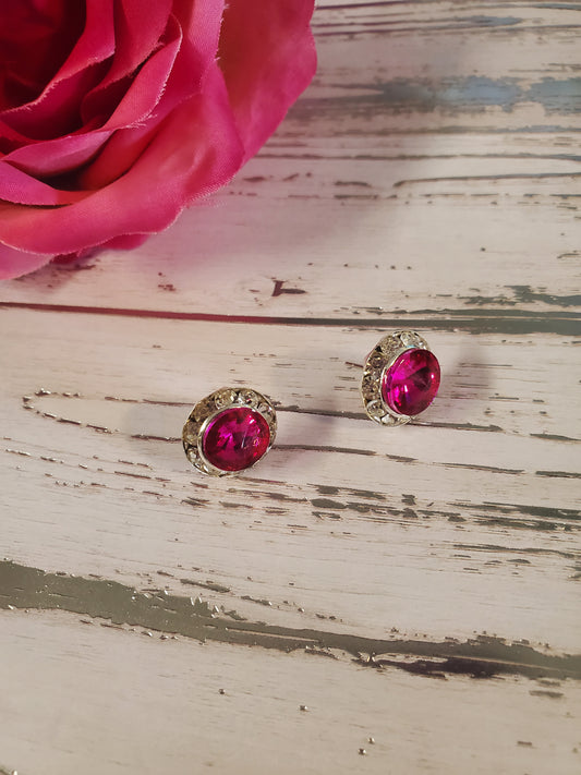 CHIC Round Stud Earring