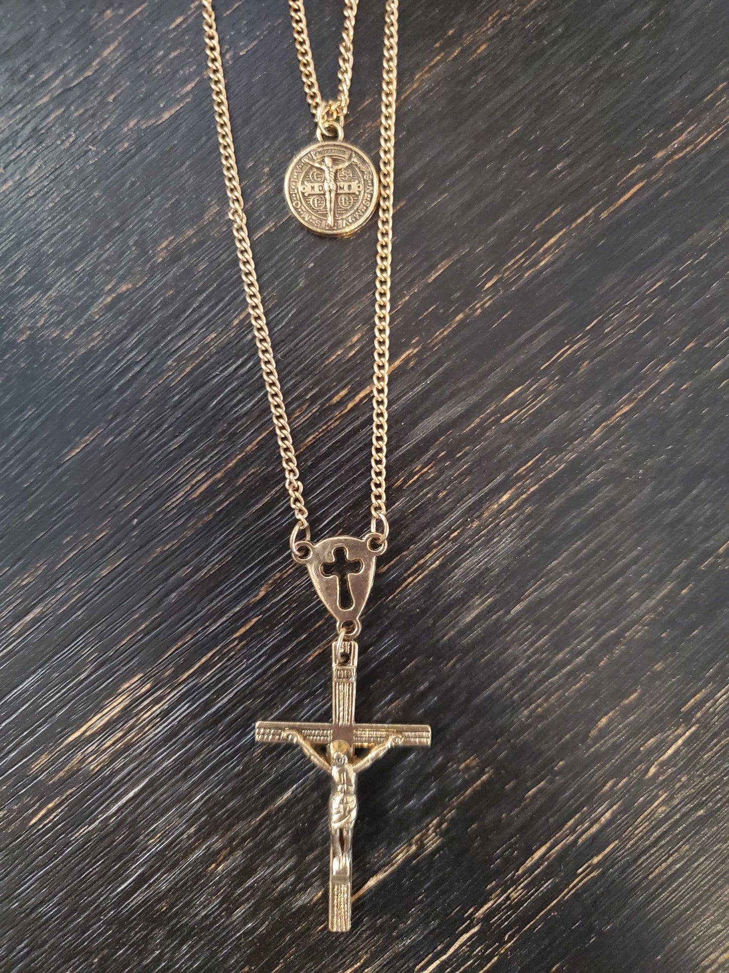 RELIGIOUS Two layer necklace